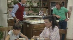 Кадры из фильма Чарльз в ответе / Charles in Charge (1984)