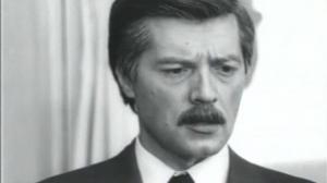 Кадры из фильма Рожденная революцией (1974)