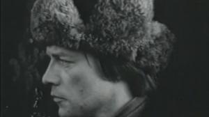 Кадры из фильма Рожденная революцией (1974)