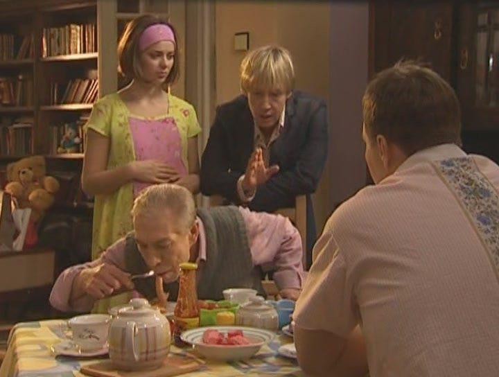 Кадр из фильма Виола Тараканова. В мире преступных страстей / 12+ (2004)