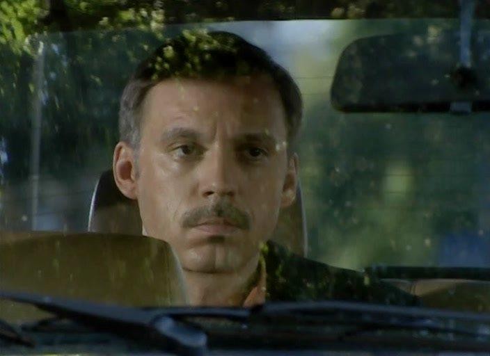 Кадр из фильма Косвенные улики / 12+ (2005)
