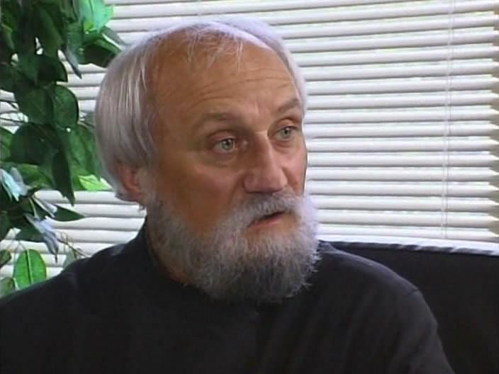 Кадр из фильма Спас под березами (2003)
