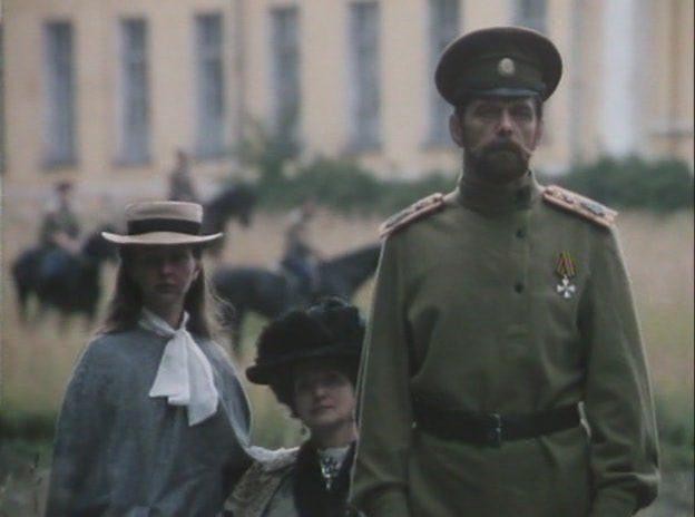 Кадр из фильма Конь белый / 12+ (1993)