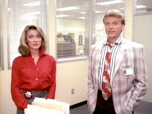 Кадр из фильма Кувалда / Sledge Hammer (1986)