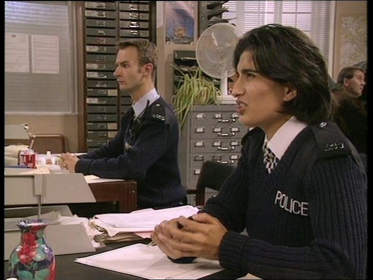 Кадр из фильма Тонкая голубая линия / The Thin Blue Line (1995)