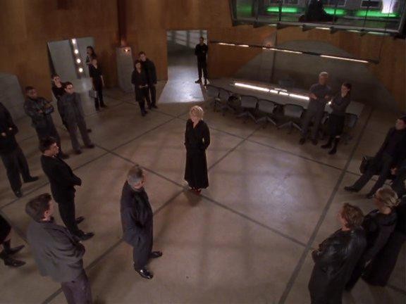 Кадр из фильма Ее звали Никита / La femme Nikita (1997)