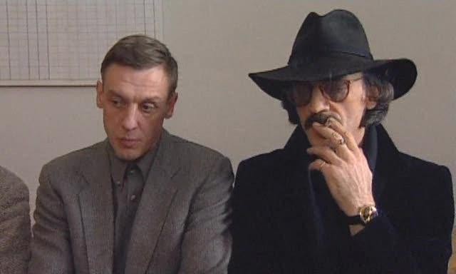 Кадр из фильма Менты: Улицы разбитых фонарей (1997)