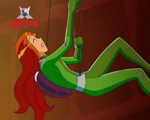 Кадр из фильма Тотали Спайс! / Totally Spies! (2001)