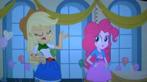 Кадры из фильма Мой Маленький Пони. Эквестрийские Девушки / My Little Pony. Equestria Girls (2013)