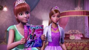 Кадры из фильма Барби: Рок-принцесса / Barbie in Rock 'N Royals (2015)
