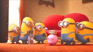 Кадры из фильма Миньоны против газона / Mower Minions (2016)