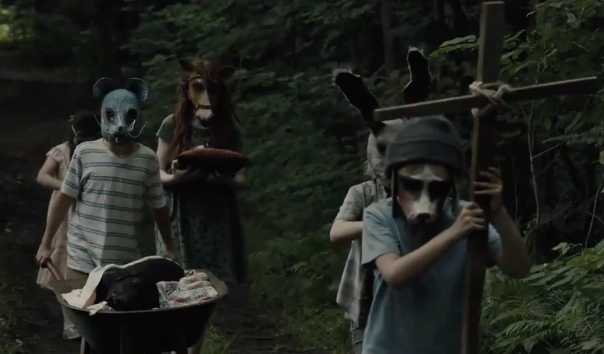 Кадр из фильма Кладбище домашних животных / Pet Sematary (2019)