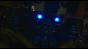 Кадры из фильма Бамблби / Bumblebee (2018)