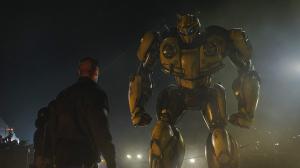 Кадры из фильма Бамблби / Bumblebee (2018)