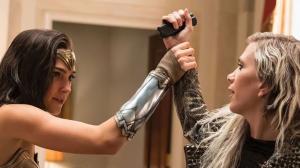Кадры из фильма Чудо-женщина: 1984 / Wonder Woman 1984 (2020)