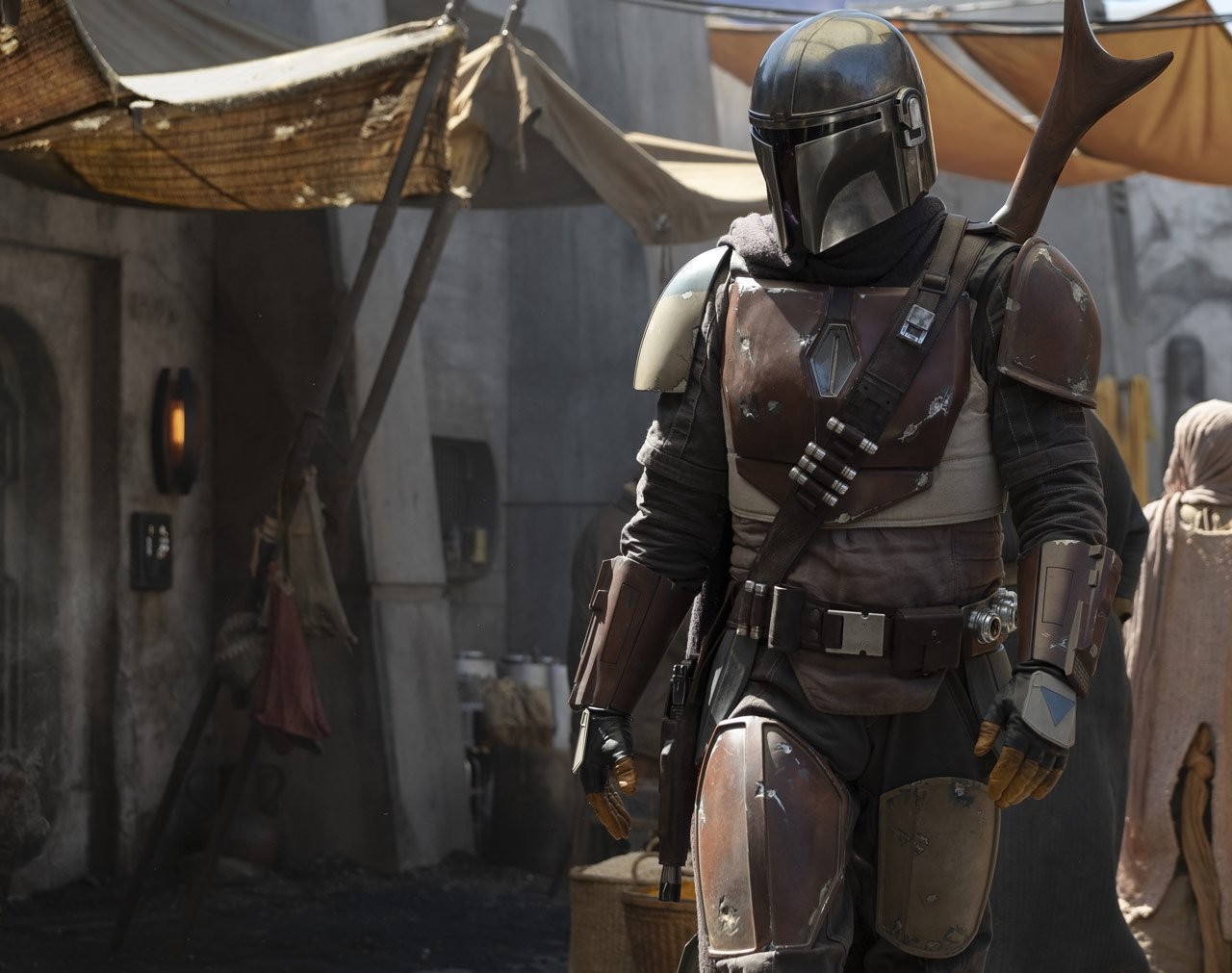 Кадр из фильма Мандалорец / The Mandalorian (2019)