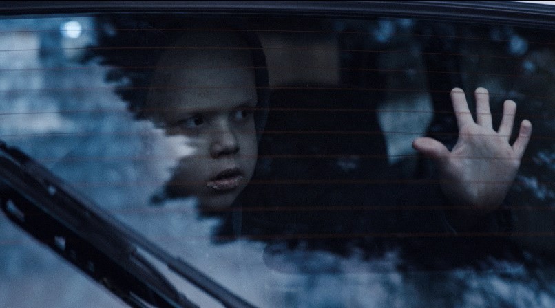 Кадр из фильма Тварь (2019)