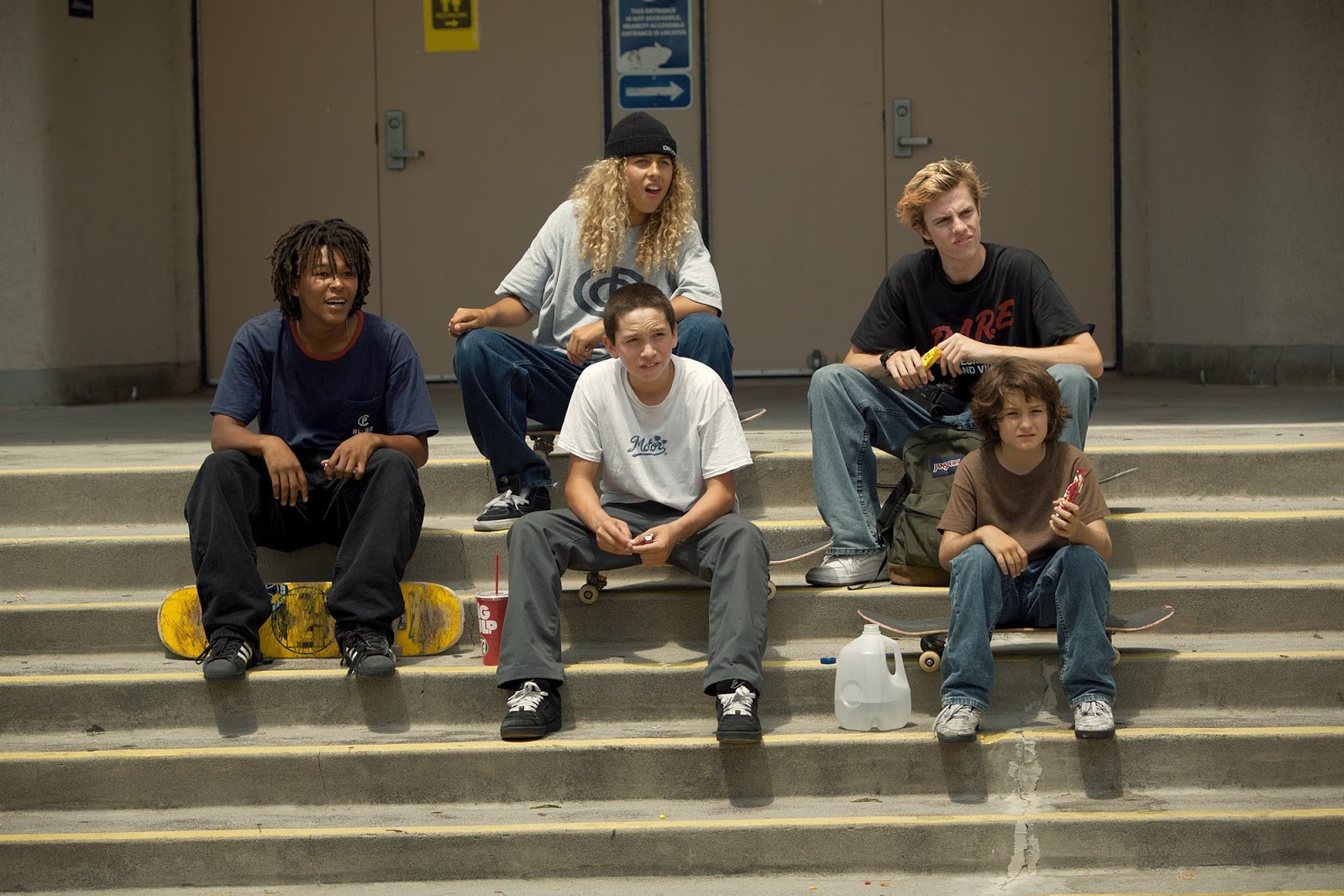 Кадр из фильма Середина 90-х / Mid90s (2018)