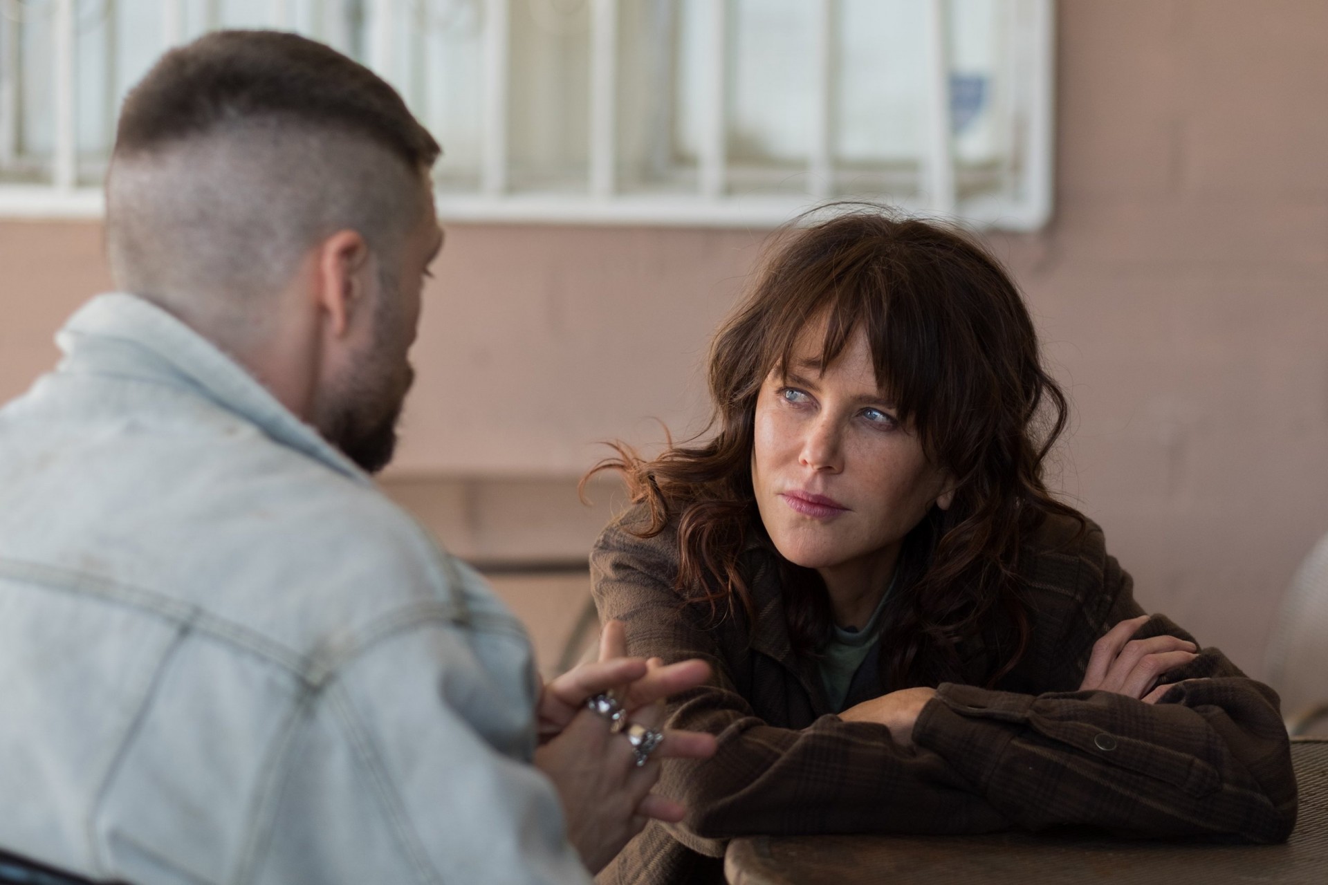 Кадр из фильма Время возмездия / Destroyer (2018)