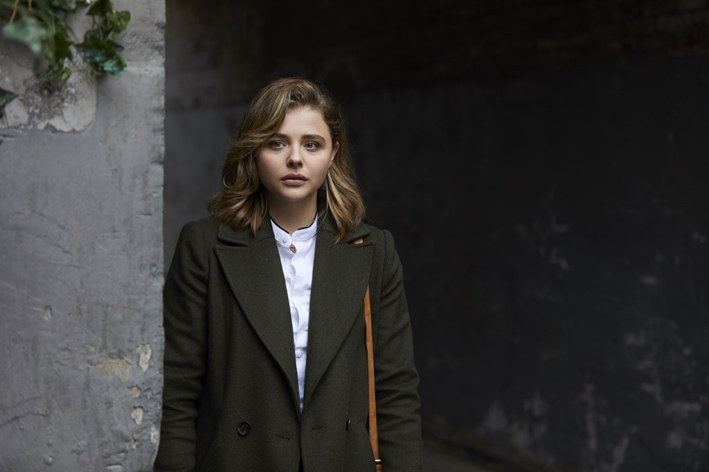 Кадр из фильма В объятиях лжи / Greta (2018)