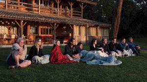 Кадры из фильма Маленькие секреты большой компании / Nous finirons ensemble (2019)