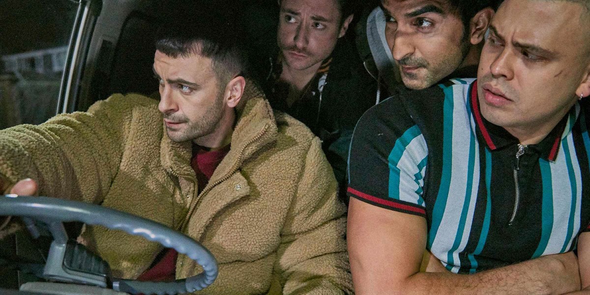 Кадр из фильма Голяк / Brassic (2019)
