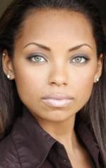 фото Логан Браунинг / Logan Browning