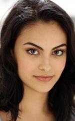 фото Камила Мендес / Camila Mendes