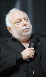 фото Эндрю Дж. Вайна / Andrew G. Vajna