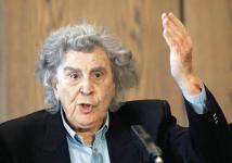 Фотографии с  Микис Теодоракис / Mikis Theodorakis