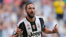 Фотографии с  Гонсало Игуаин / Gonzalo Higua&iacute;n