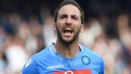 Фотографии с  Гонсало Игуаин / Gonzalo Higua&iacute;n